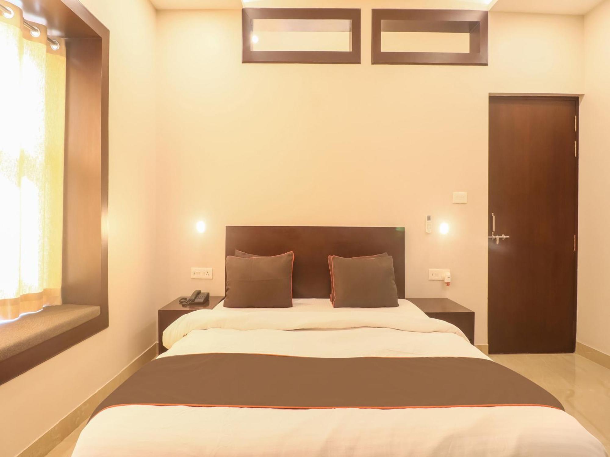 Townhouse Amaraa Farms Near Lulu Hypermarket Lucknow Buitenkant foto