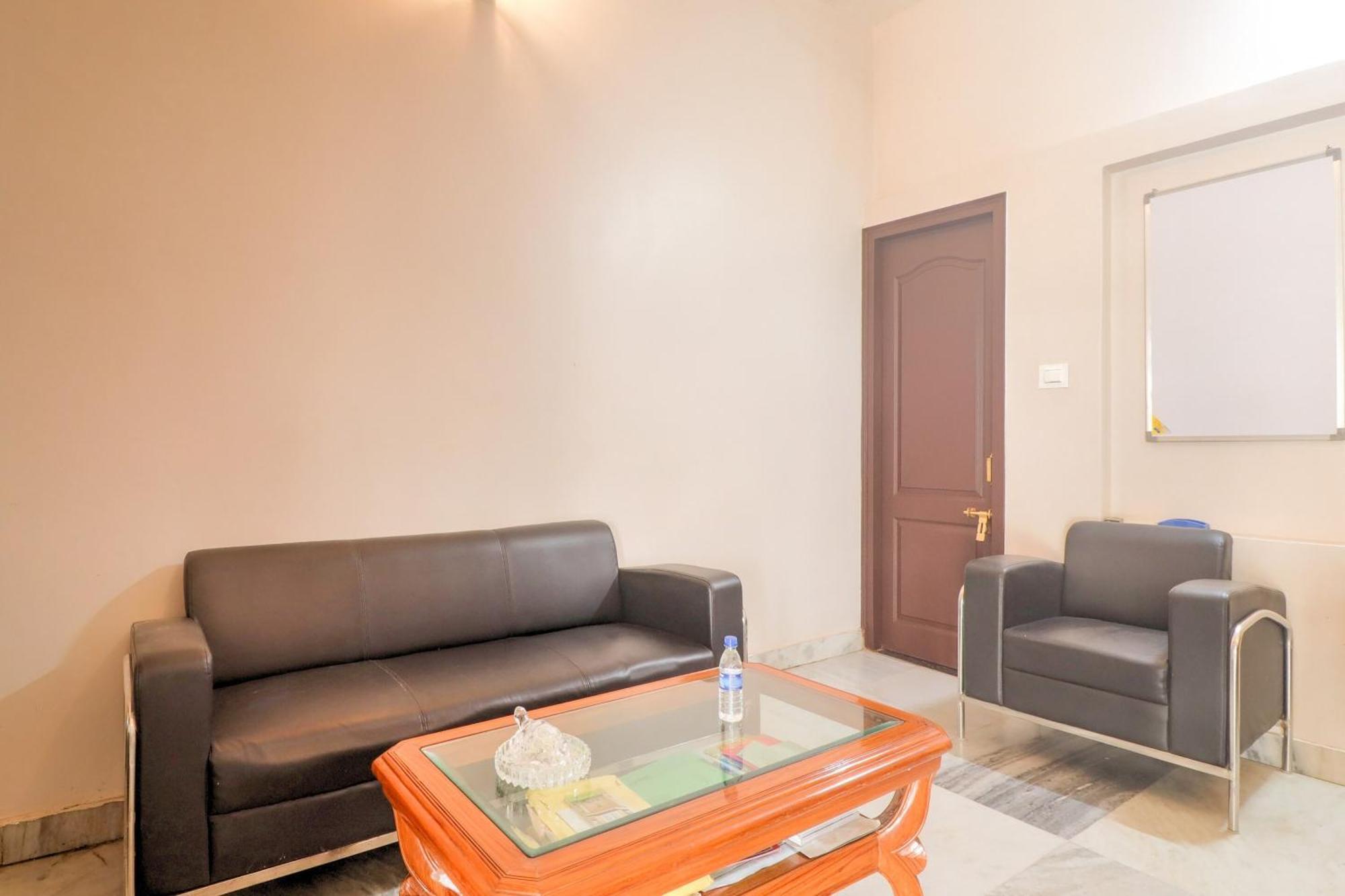 Townhouse Amaraa Farms Near Lulu Hypermarket Lucknow Buitenkant foto